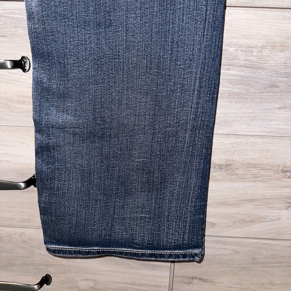 Wallflower Plus Size Stretchy Jeans - Picture 7 of 8